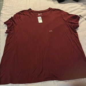 Women's Crew Neck T-Shirt in Burgundy